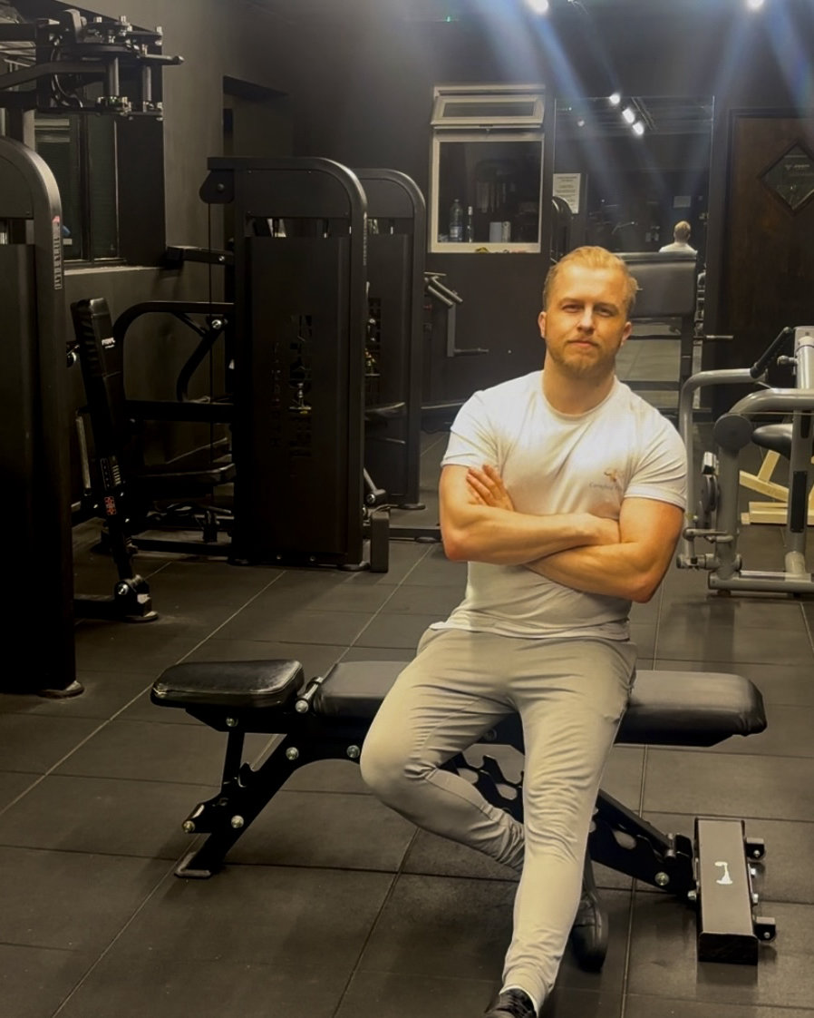 Matt Cornford coaching a 1:1 session at Fortitude Fitness in Ipswich